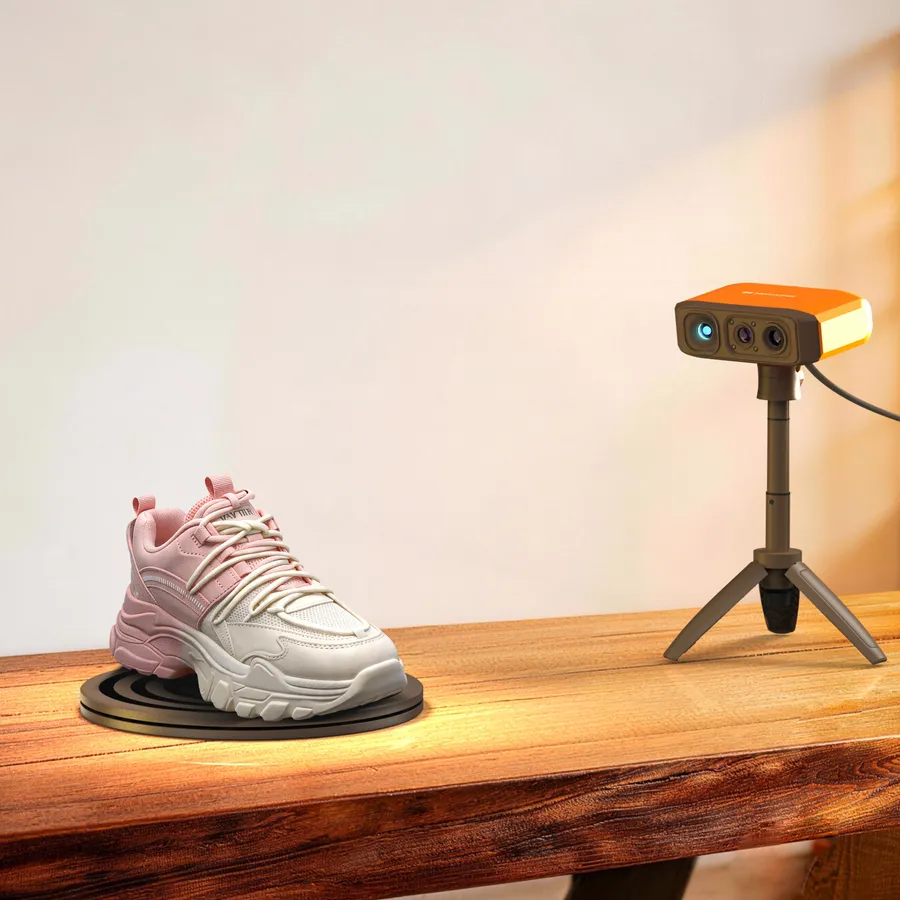 3DMakerpro Fox on a tripod, scanning a shoe on the turntable