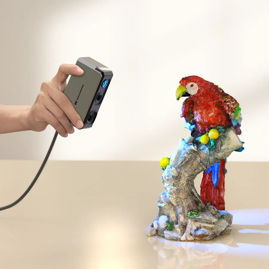 3DMakerpro Seal hand-held while scanning a figure